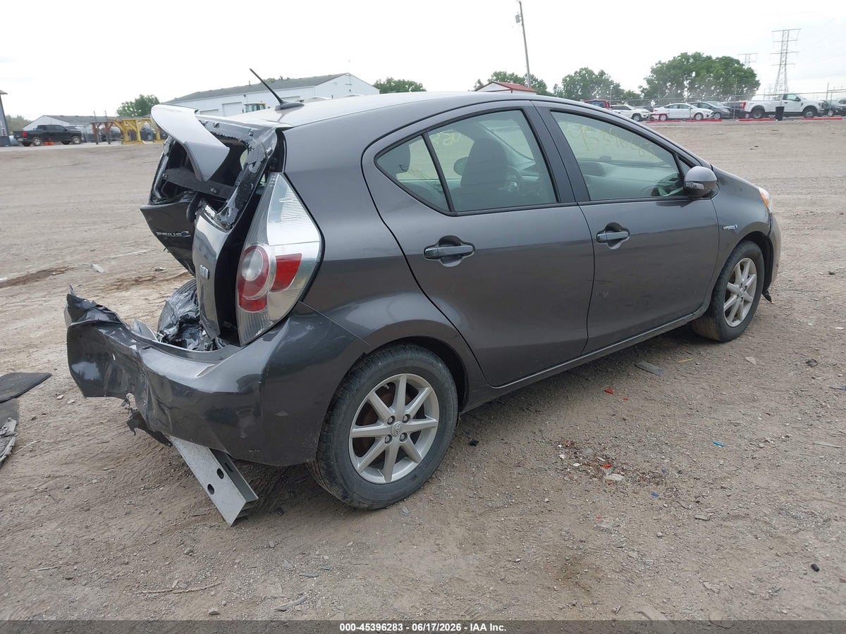 2014 TOYOTA PRIUS C THREE — снимка 4