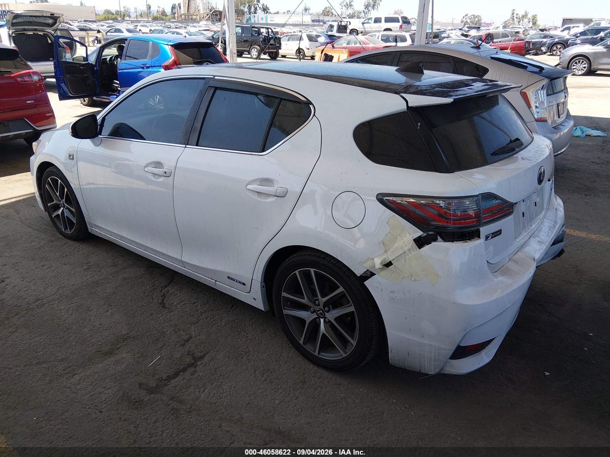 2016 LEXUS CT 200H — снимка 3