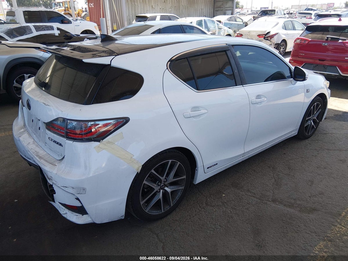 2016 LEXUS CT 200H — снимка 4