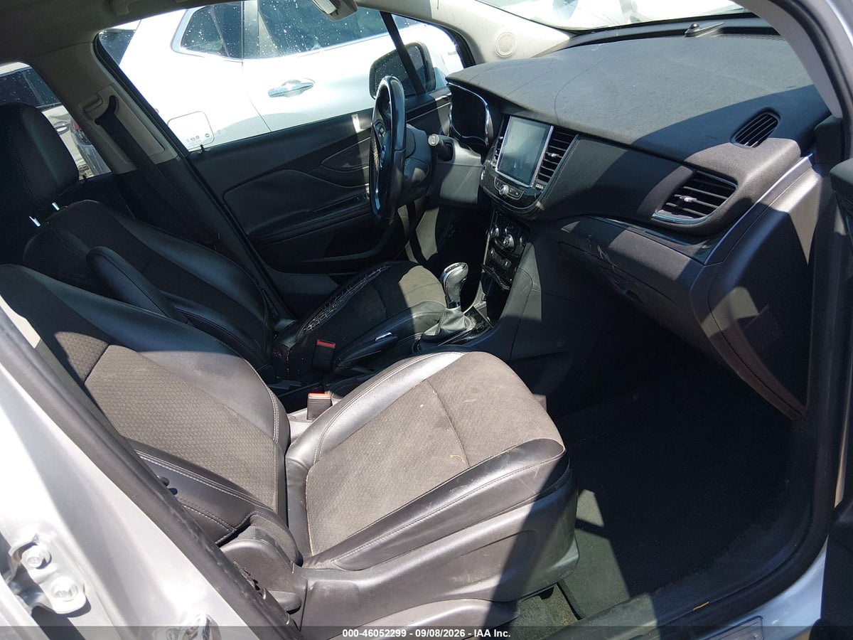 2019 BUICK ENCORE FWD SPORT TOURING — photo 5