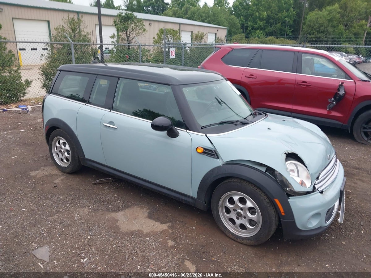 2013 MINI CLUBMAN COOPER