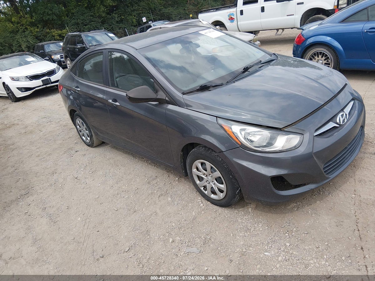 2013 HYUNDAI ACCENT GLS