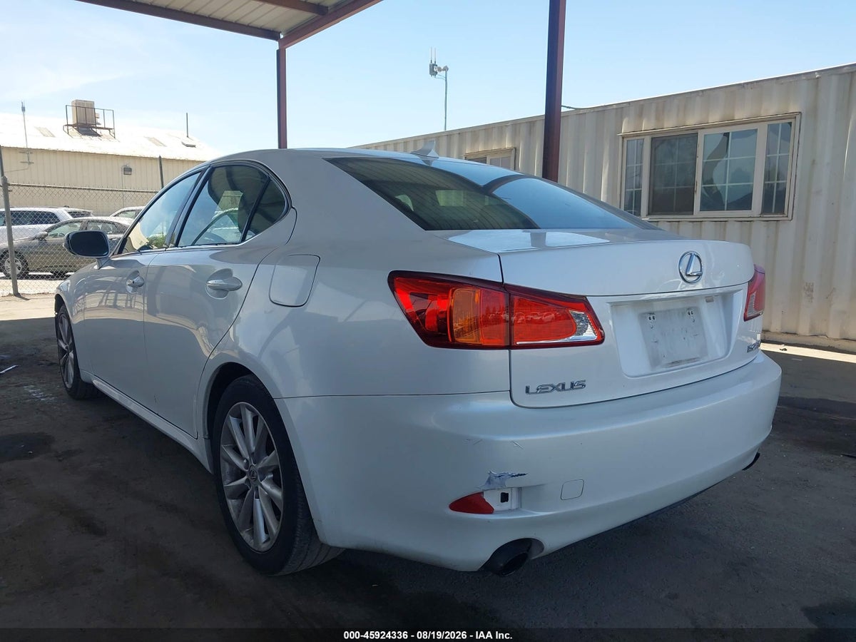 2010 LEXUS IS 250 — снимка 3