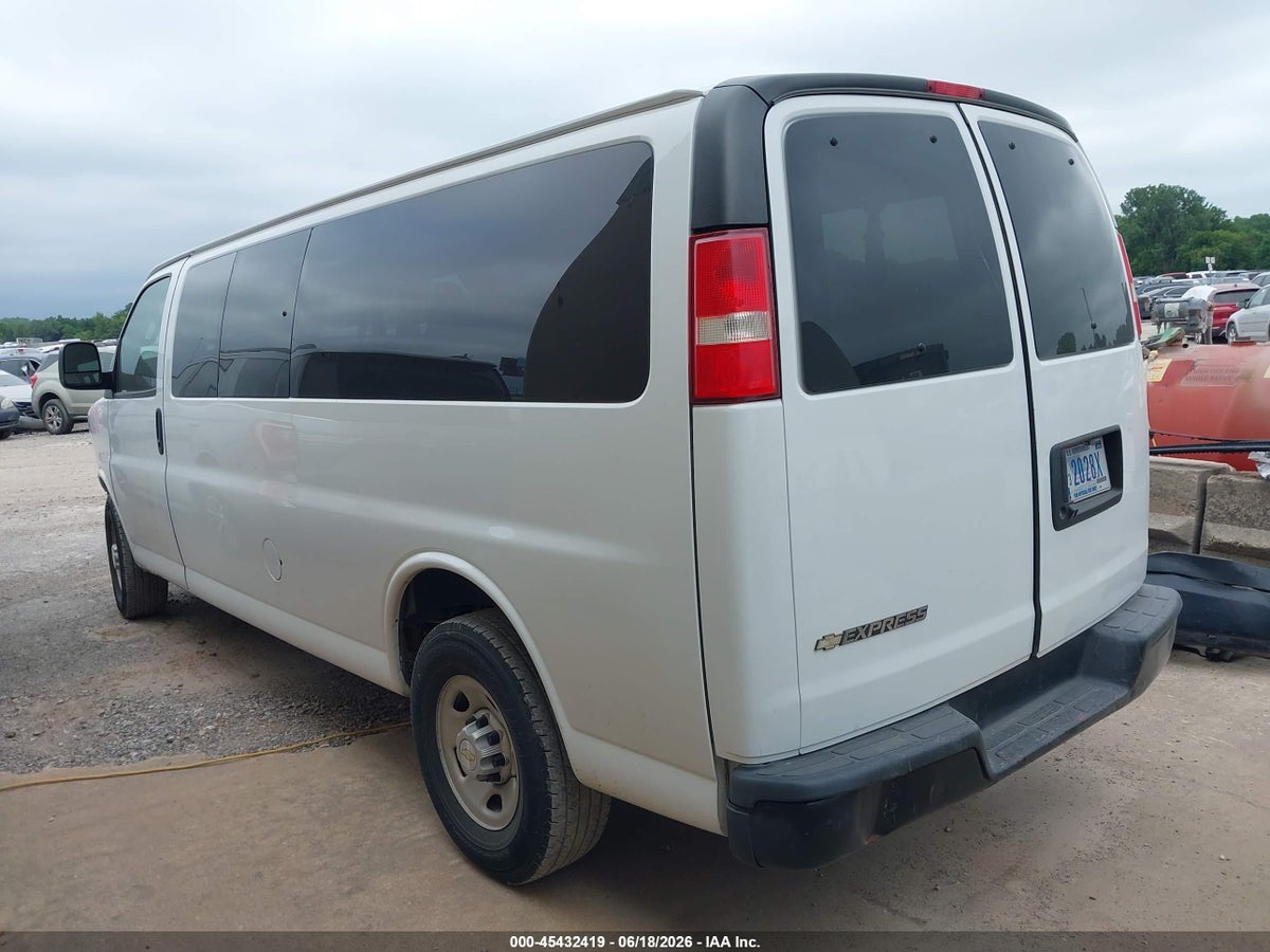 2020 CHEVROLET EXPRESS PASSENGER RWD 3500 EXTENDED WHEELBASE LS — снимка 3