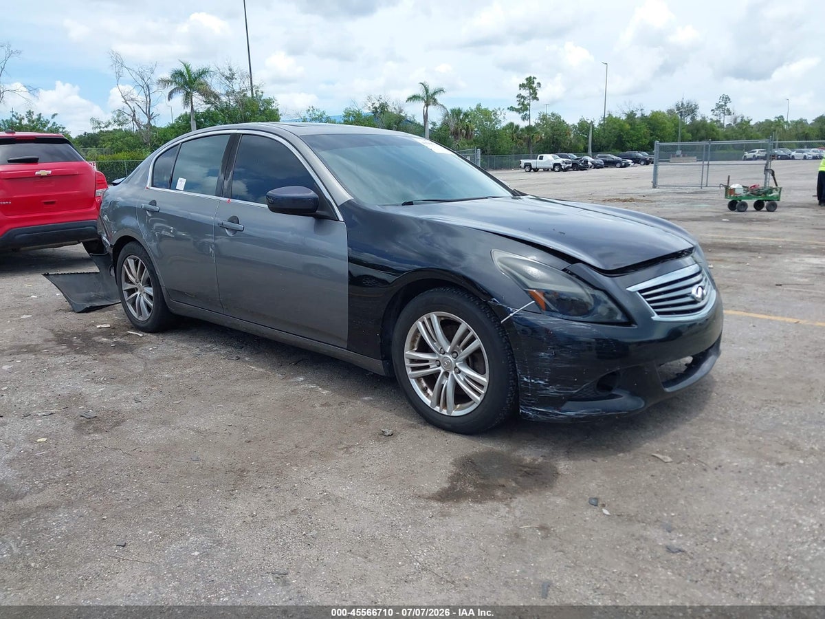 2010 INFINITI G37 JOURNEY