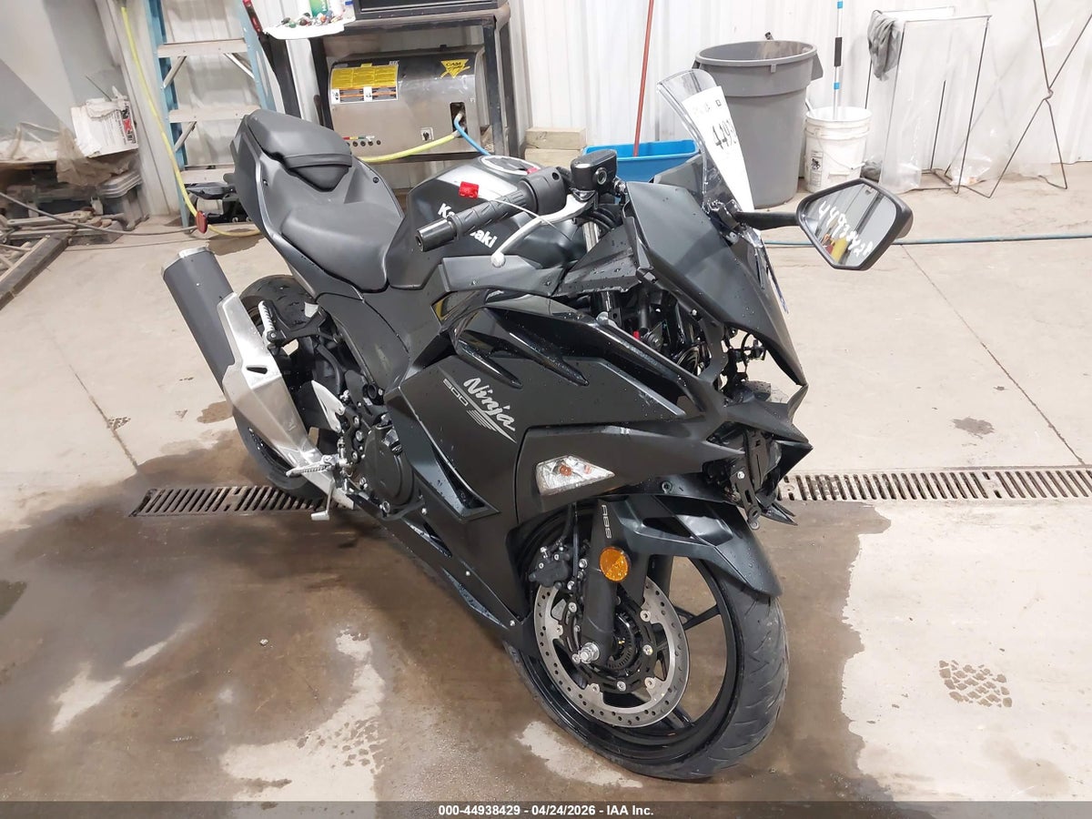 2026 KAWASAKI EX500