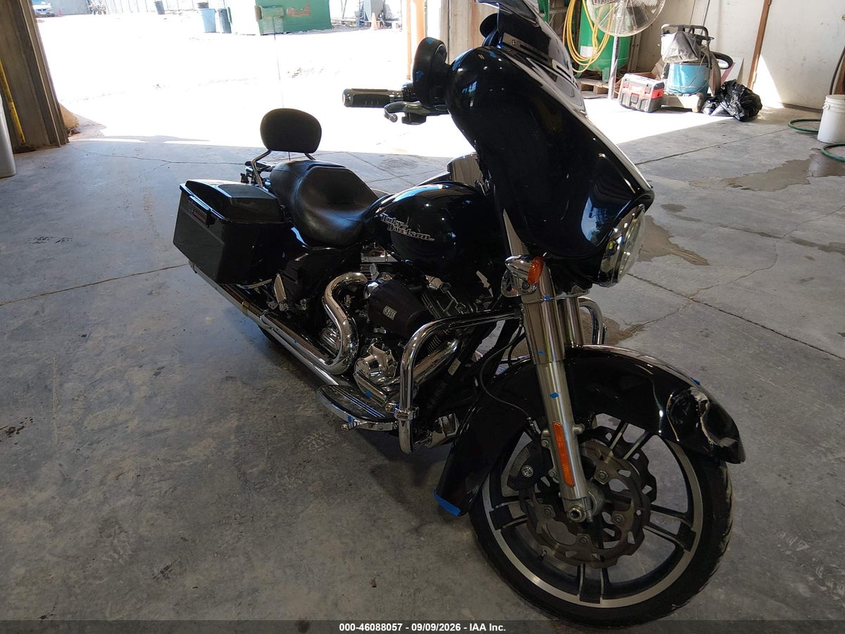 2013 HARLEY-DAVIDSON FLHX STREET GLIDE
