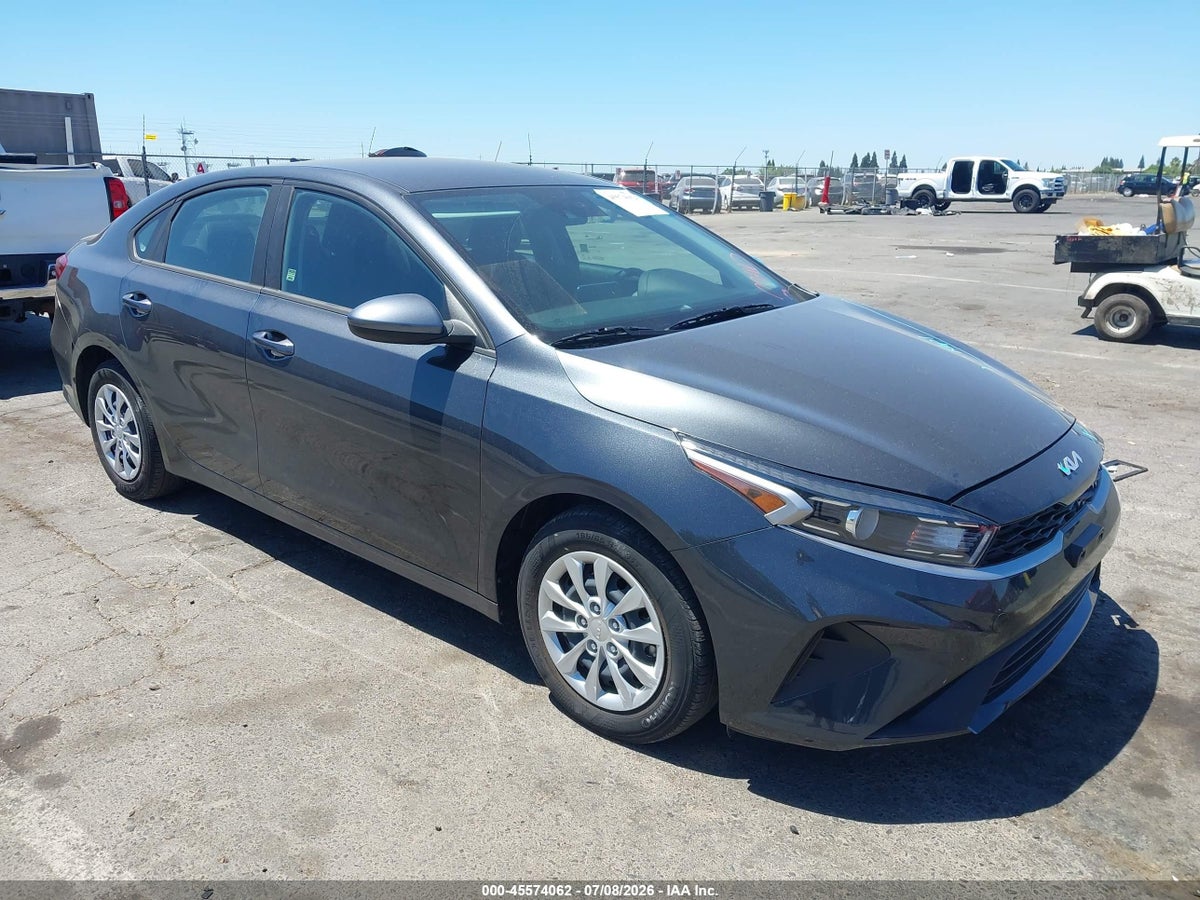 2024 KIA FORTE LX