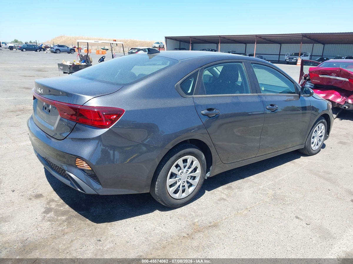 2024 KIA FORTE LX — снимка 4