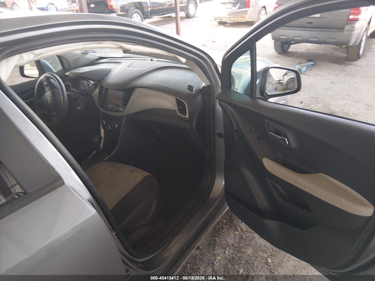 2020 CHEVROLET TRAX FWD LS — снимка 5