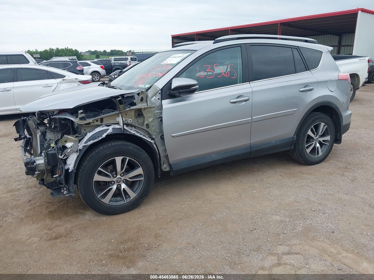 2017 TOYOTA RAV4 XLE — снимка 2