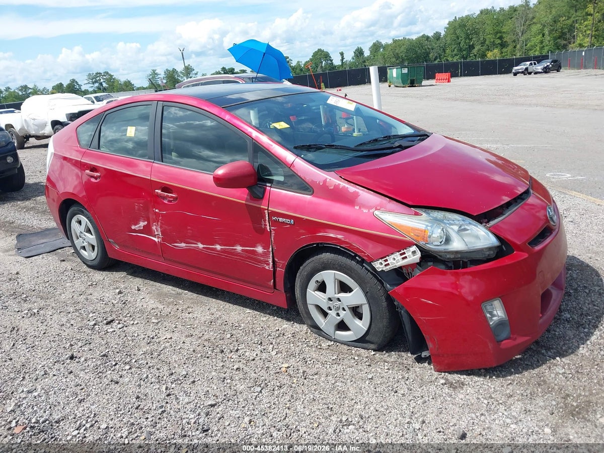2010 TOYOTA PRIUS III