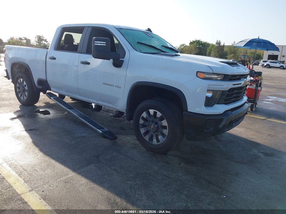 2024 CHEVROLET SILVERADO 2500HD 4WD STANDARD BED CUSTOM