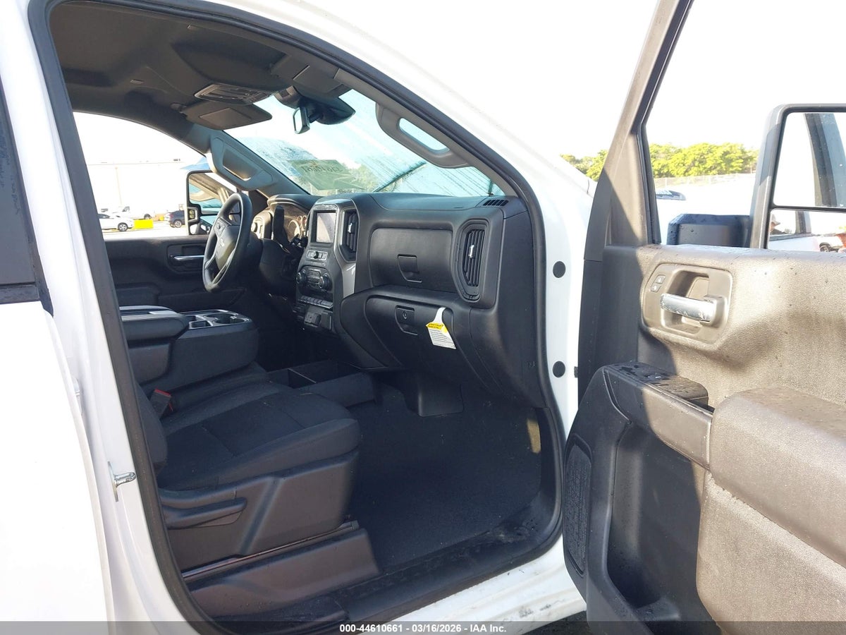 2024 CHEVROLET SILVERADO 2500HD 4WD STANDARD BED CUSTOM — снимка 5