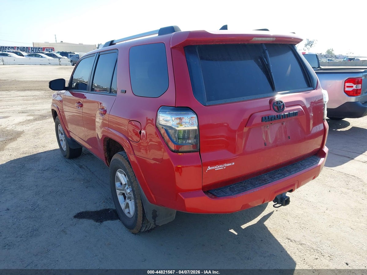2021 TOYOTA 4RUNNER SR5 — снимка 3