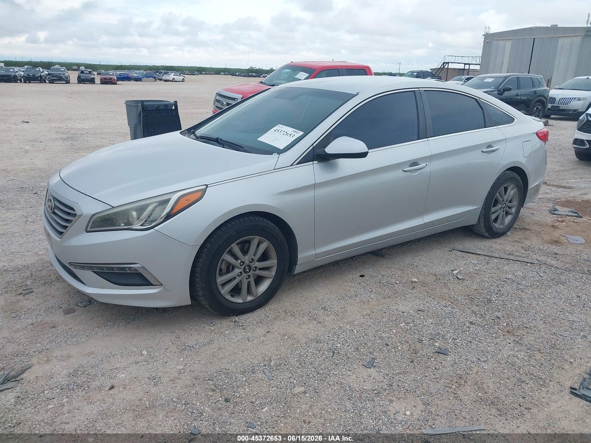2015 HYUNDAI SONATA SE — снимка 2