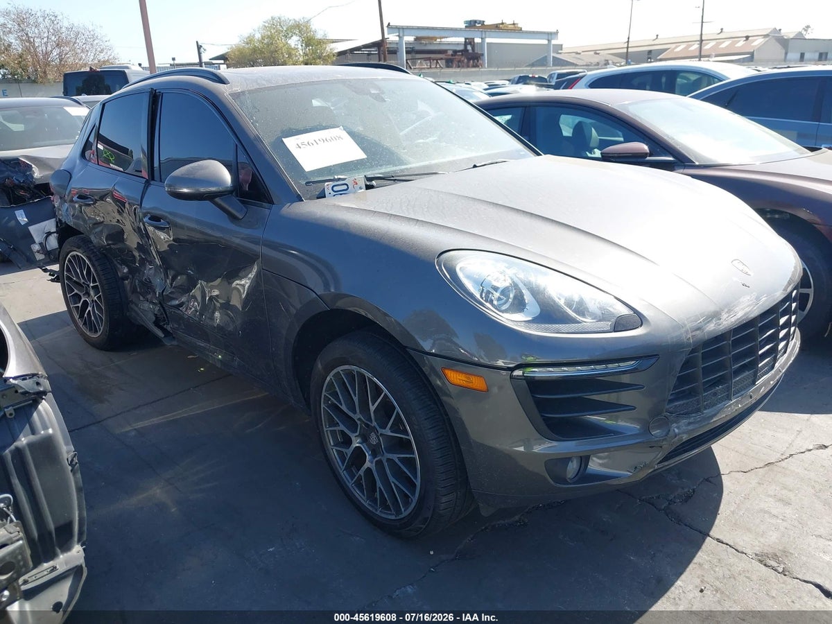 2018 PORSCHE MACAN