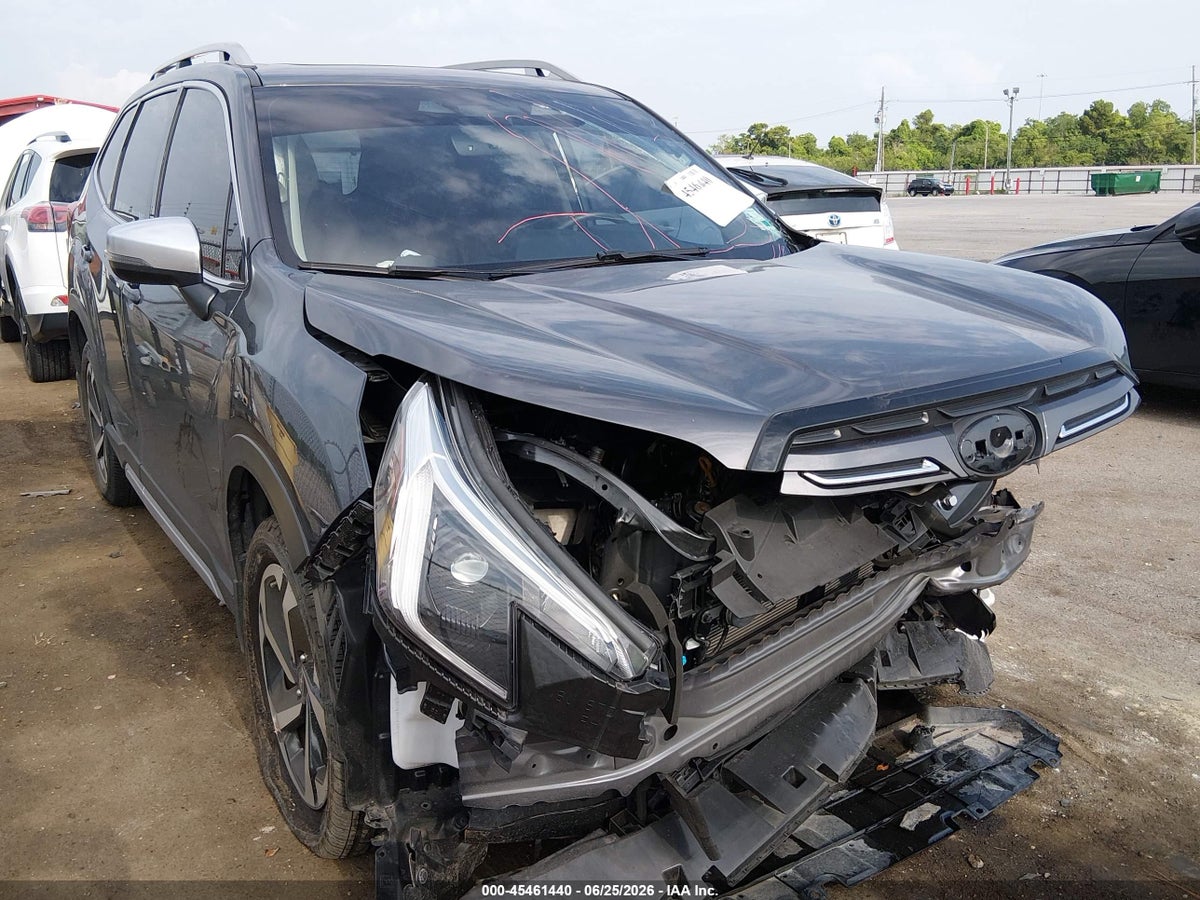 2022 SUBARU FORESTER TOURING