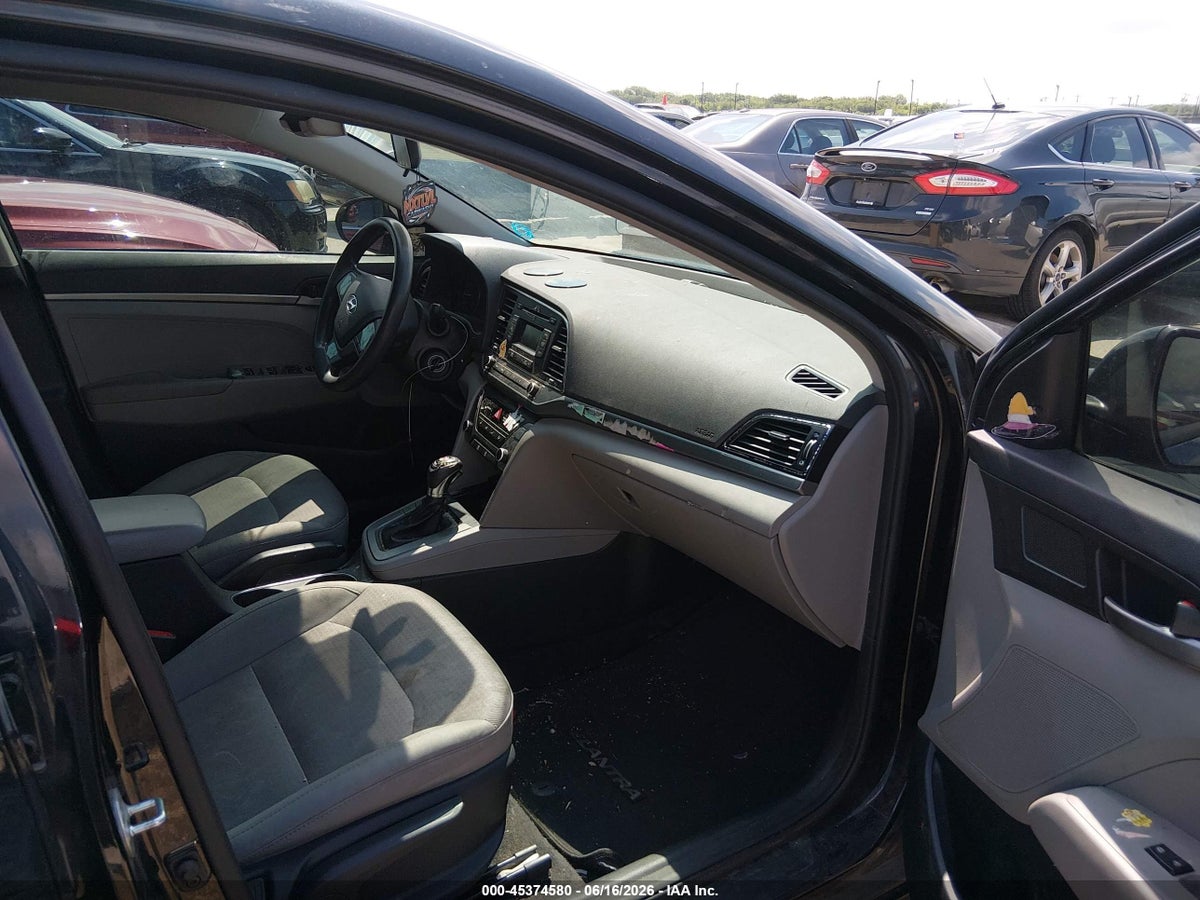 2017 HYUNDAI ELANTRA SE — снимка 5