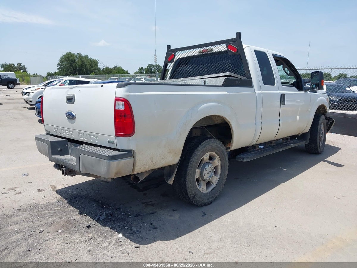 2011 FORD SUPER DUTY F-250 SRW LARIAT/XL/XLT — снимка 4