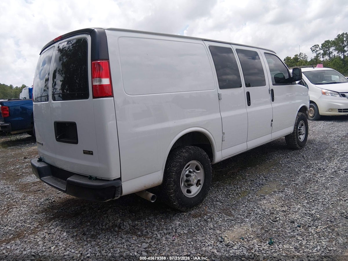 2021 CHEVROLET EXPRESS CARGO RWD 2500 REGULAR WHEELBASE WT — снимка 4