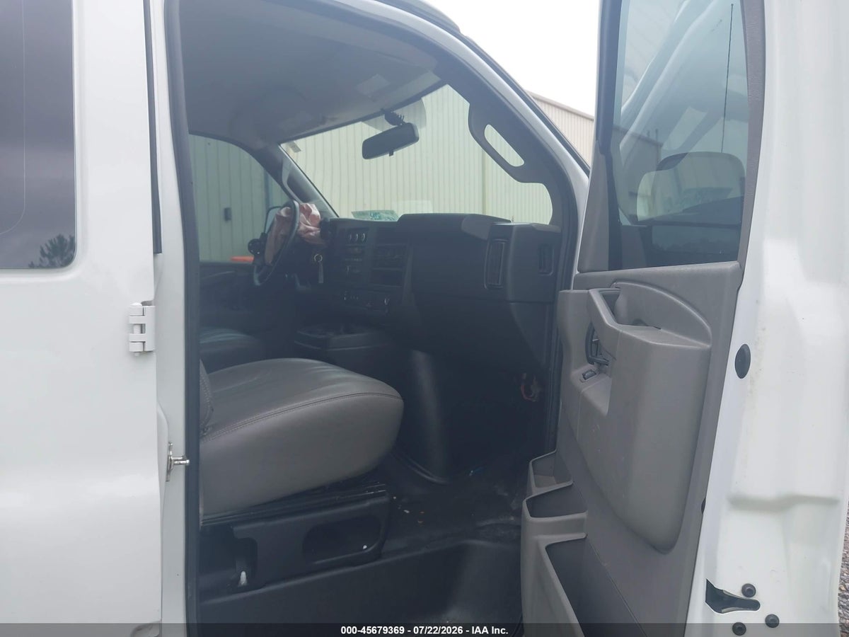 2021 CHEVROLET EXPRESS CARGO RWD 2500 REGULAR WHEELBASE WT — снимка 5