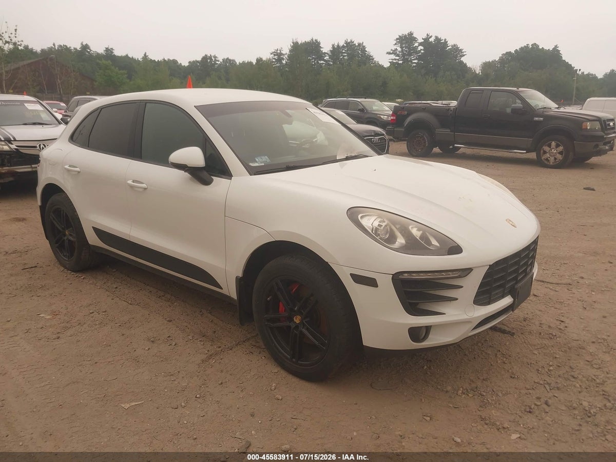 2016 PORSCHE MACAN S