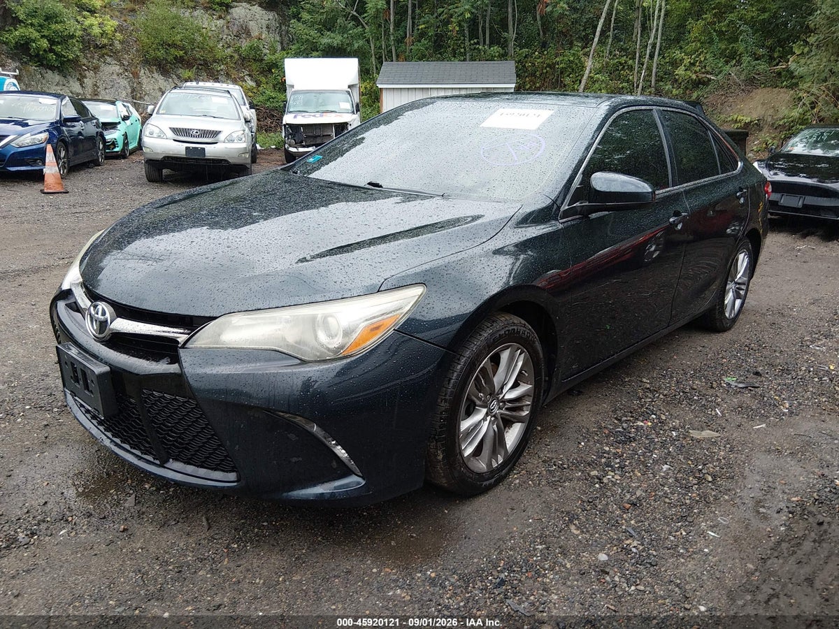 2015 TOYOTA CAMRY SE — снимка 2