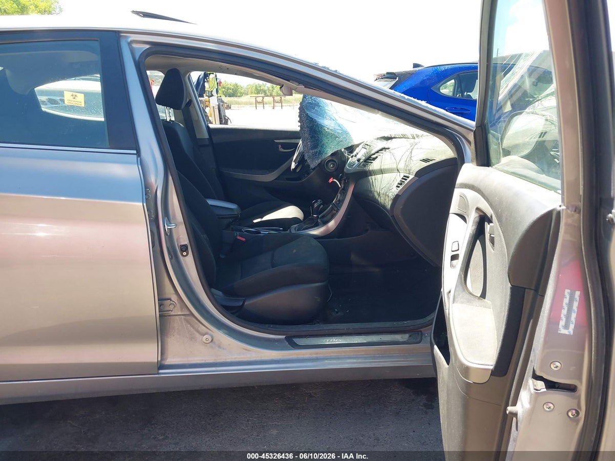 2015 HYUNDAI ELANTRA SE — снимка 5