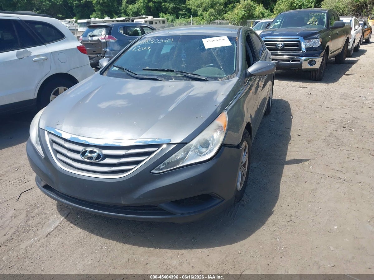 2013 HYUNDAI SONATA GLS — снимка 2