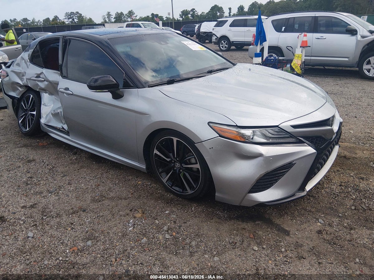 2018 TOYOTA CAMRY XSE