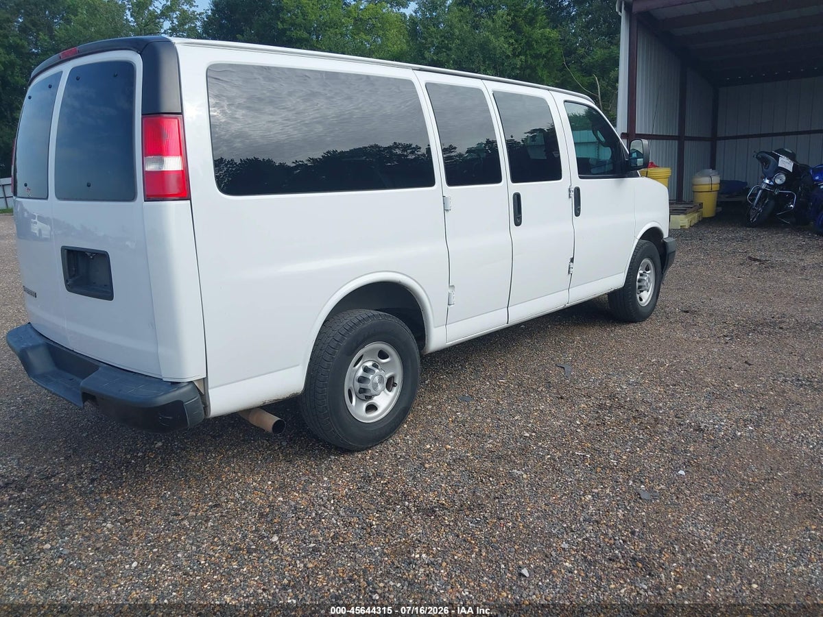 2019 CHEVROLET EXPRESS 2500 LS — снимка 4