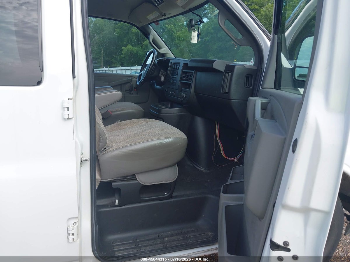 2019 CHEVROLET EXPRESS 2500 LS — снимка 5