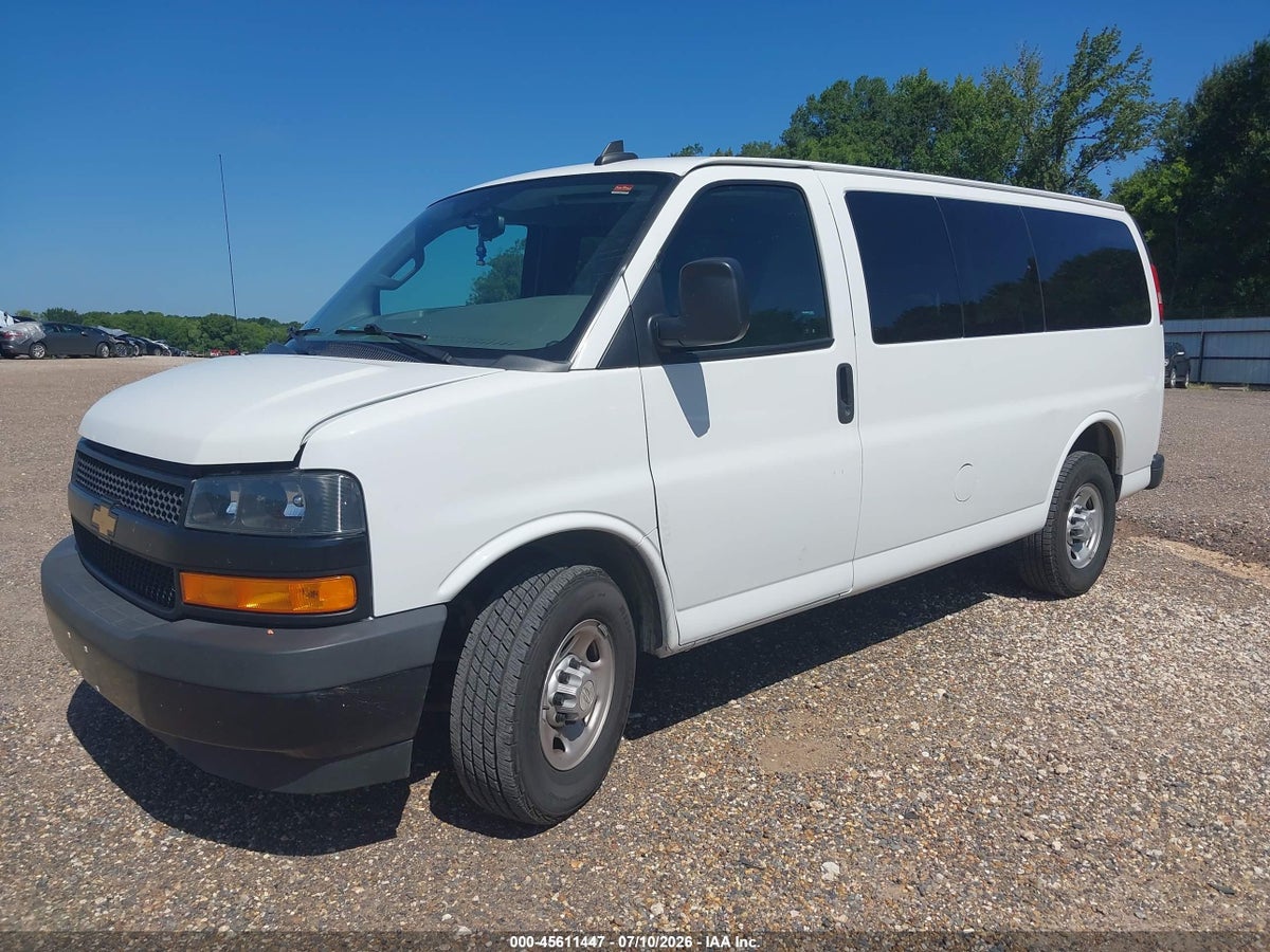 2019 CHEVROLET EXPRESS 2500 LS — снимка 2