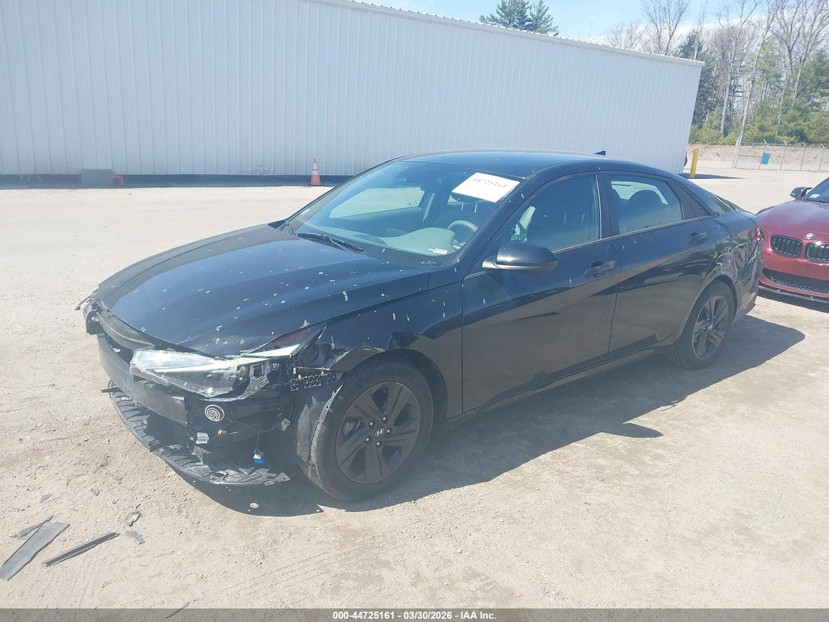 2022 HYUNDAI ELANTRA SEL — снимка 2