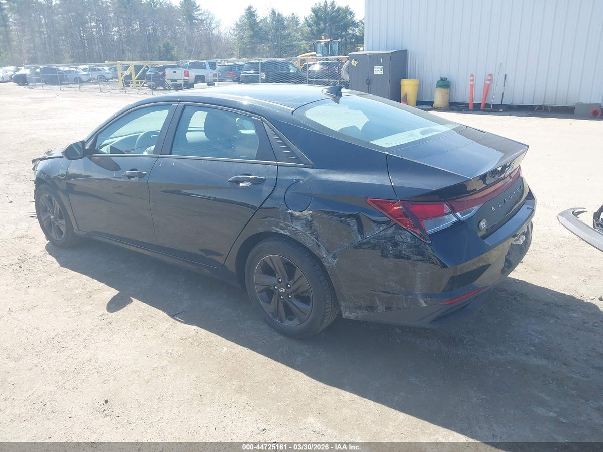 2022 HYUNDAI ELANTRA SEL — снимка 3