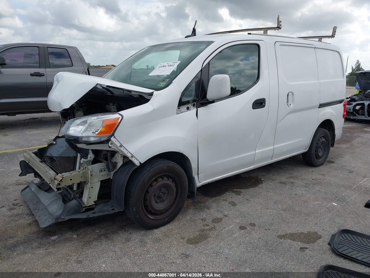 2015 NISSAN NV200 SV — снимка 2