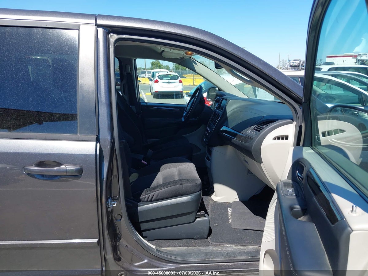 2017 DODGE GRAND CARAVAN SE — снимка 5
