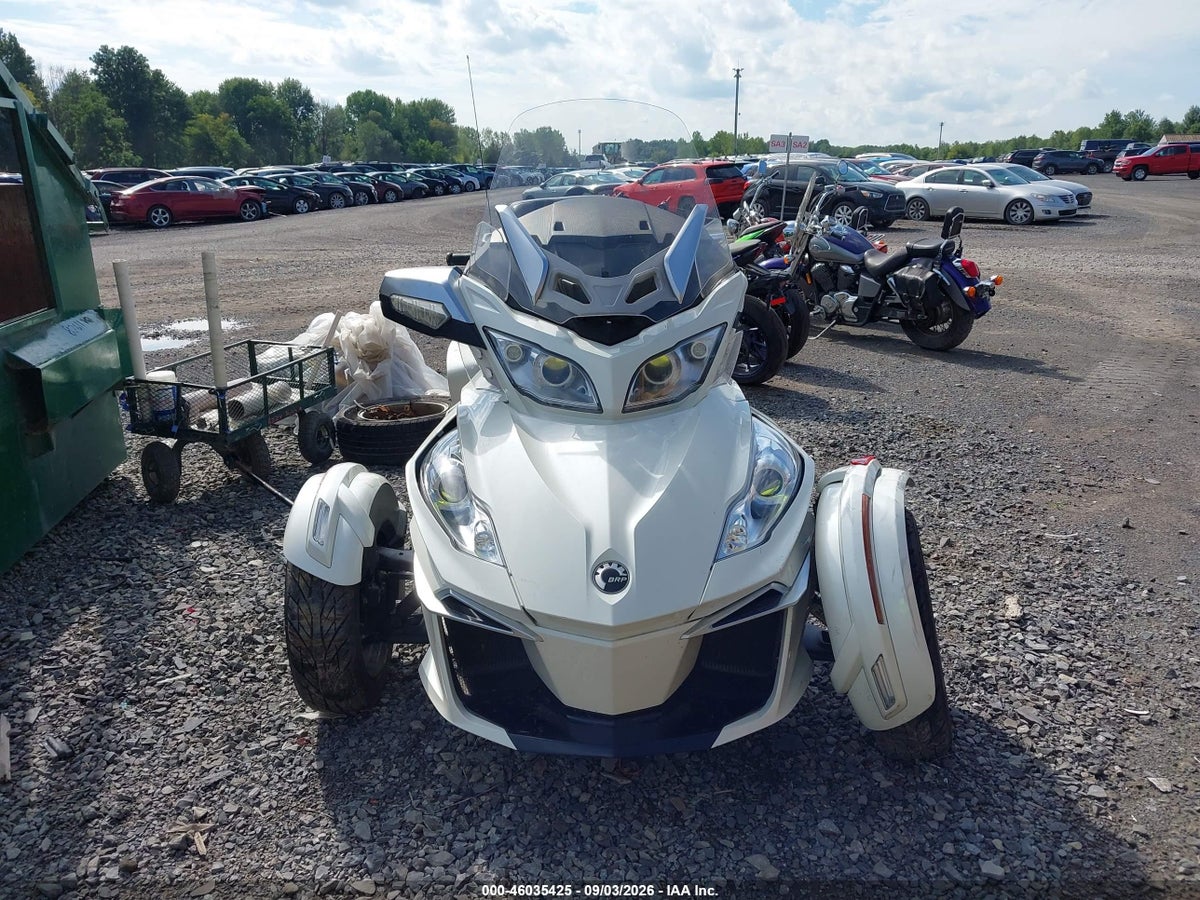 2015 CAN-AM SPYDER ROADSTER RT/RT-S/S SERIES/LTD — photo 5