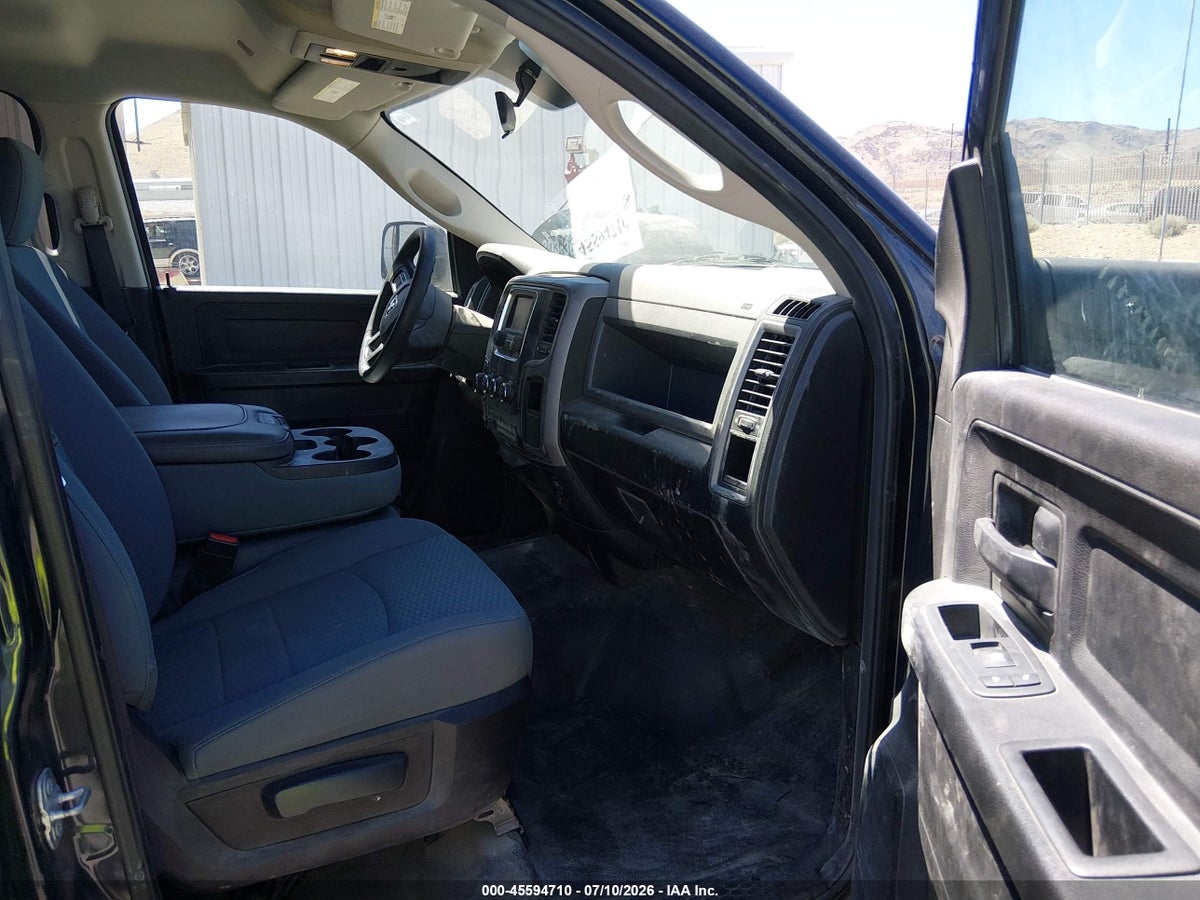 2019 RAM 1500 CLASSIC TRADESMAN 4X4 5'7 BOX — снимка 5
