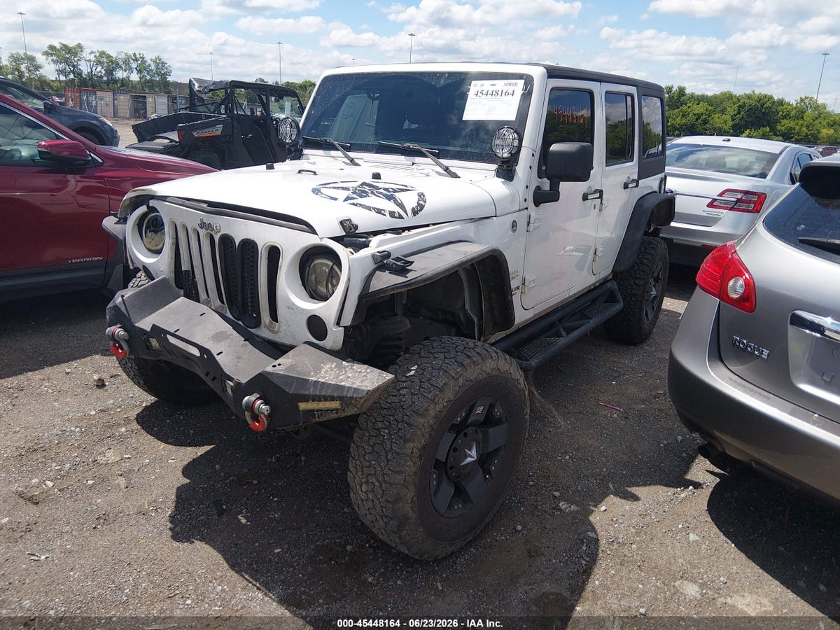 2012 JEEP WRANGLER UNLIMITED SAHARA — снимка 2