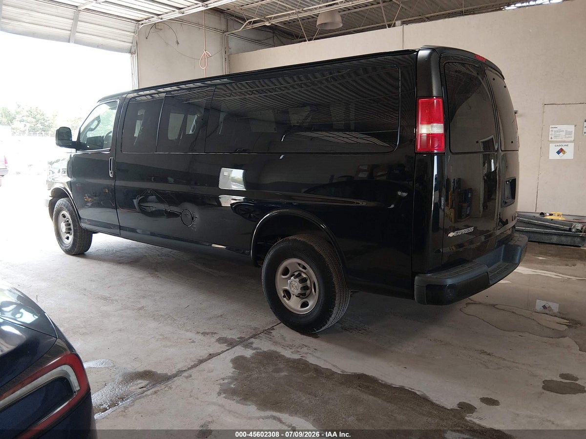 2021 CHEVROLET EXPRESS PASSENGER RWD 3500 EXTENDED WHEELBASE LS — снимка 3