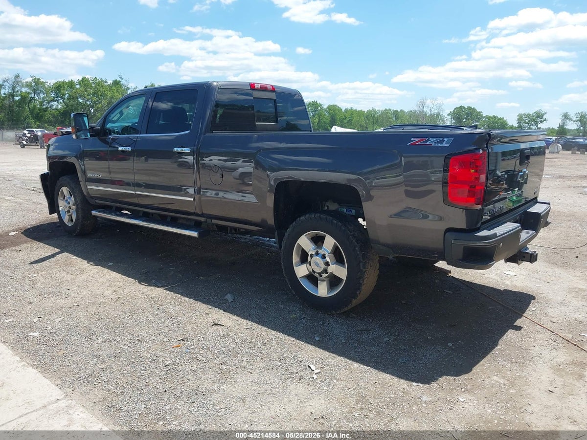 2016 CHEVROLET SILVERADO 2500HD LTZ — снимка 3
