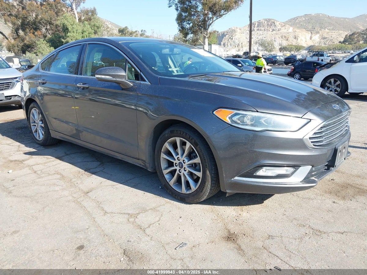 2017 FORD FUSION SE