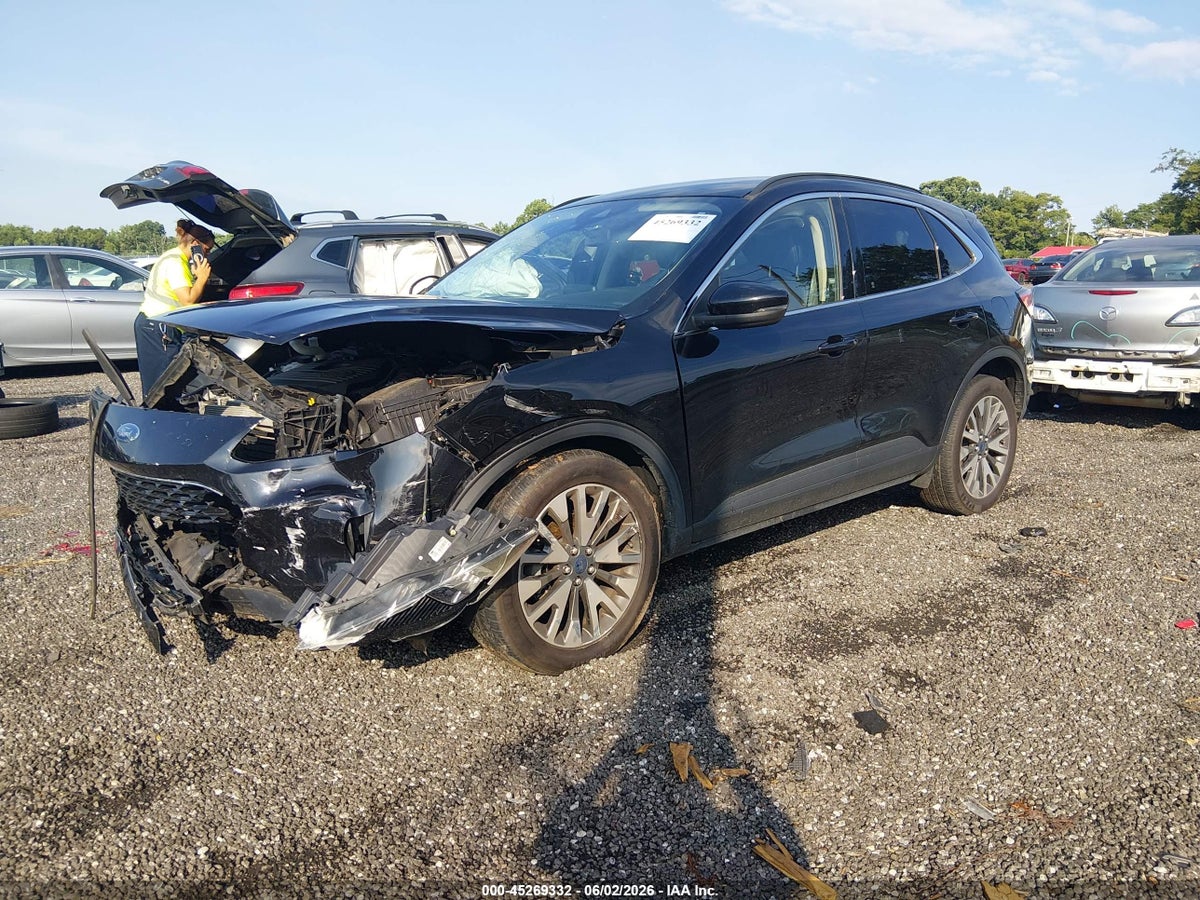 2020 FORD ESCAPE TITANIUM — снимка 2