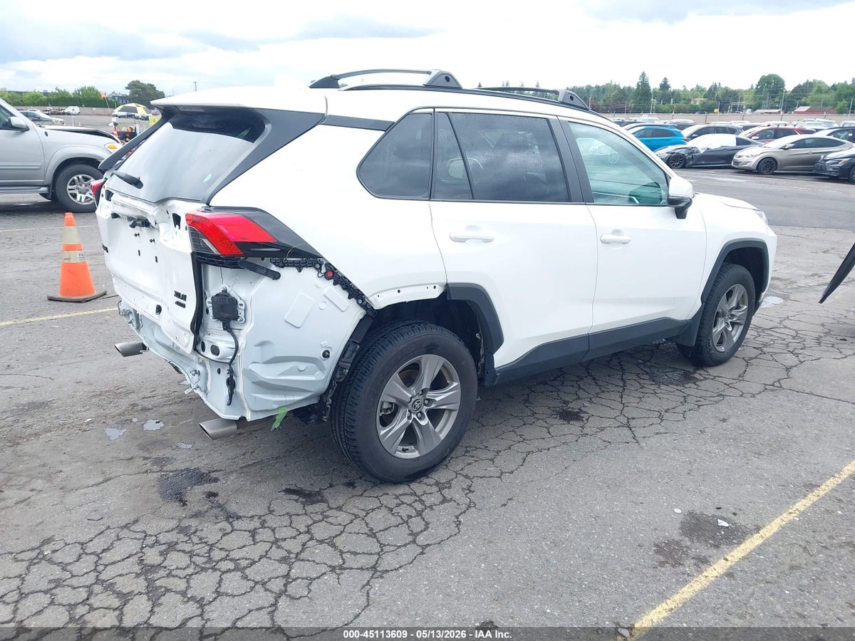 2024 TOYOTA RAV4 XLE — снимка 4