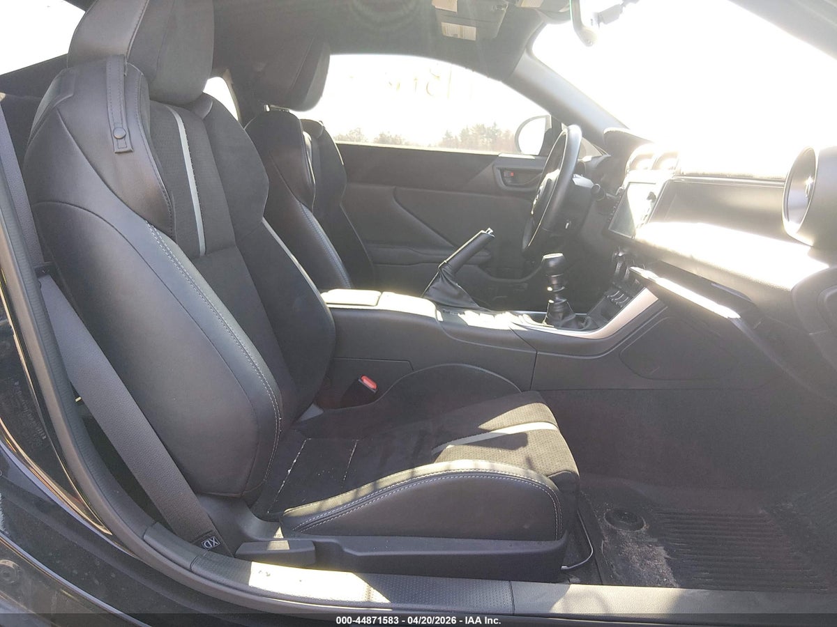 2025 TOYOTA GR86 PREMIUM — снимка 5