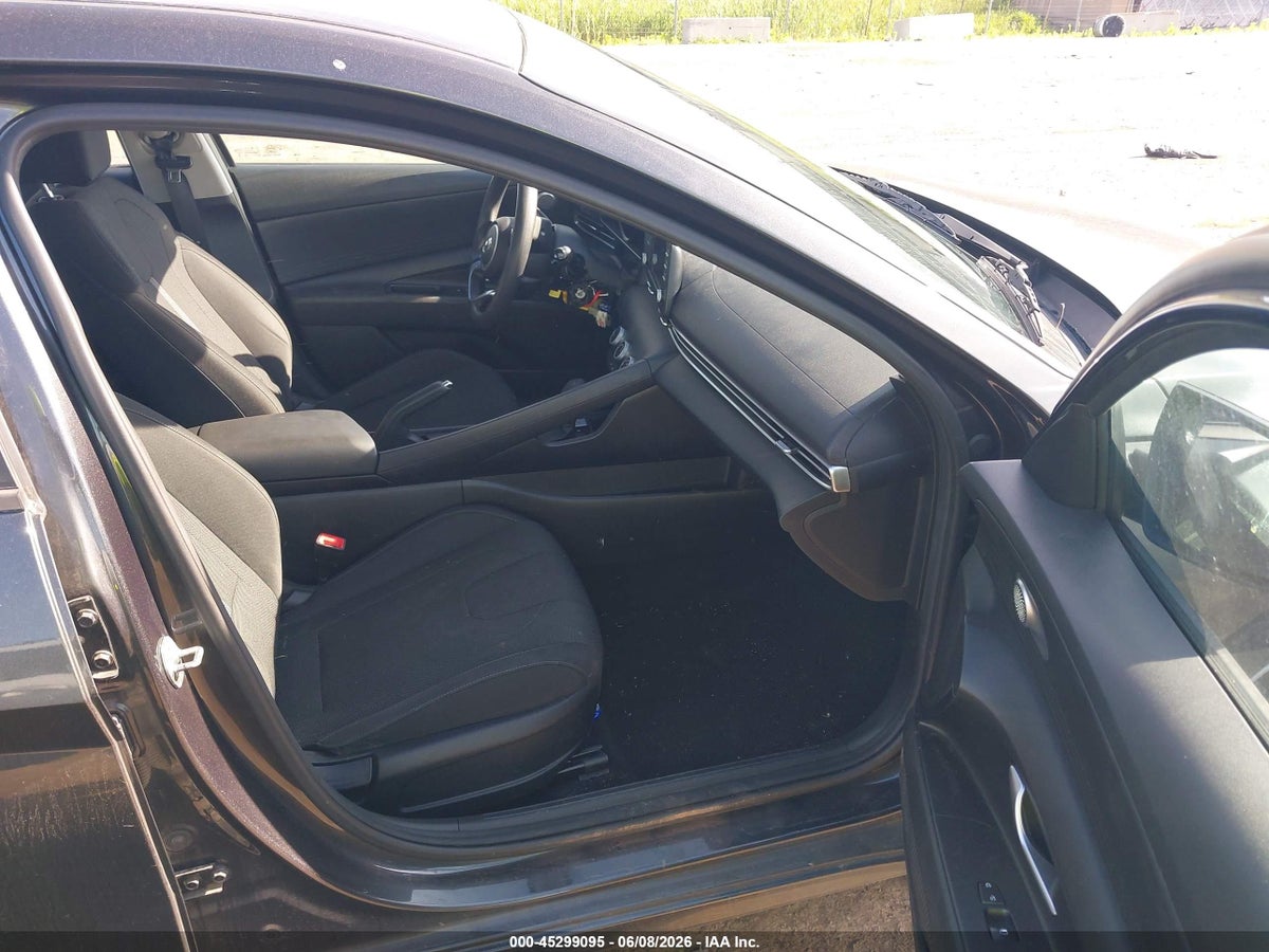 2021 HYUNDAI ELANTRA SE — снимка 5