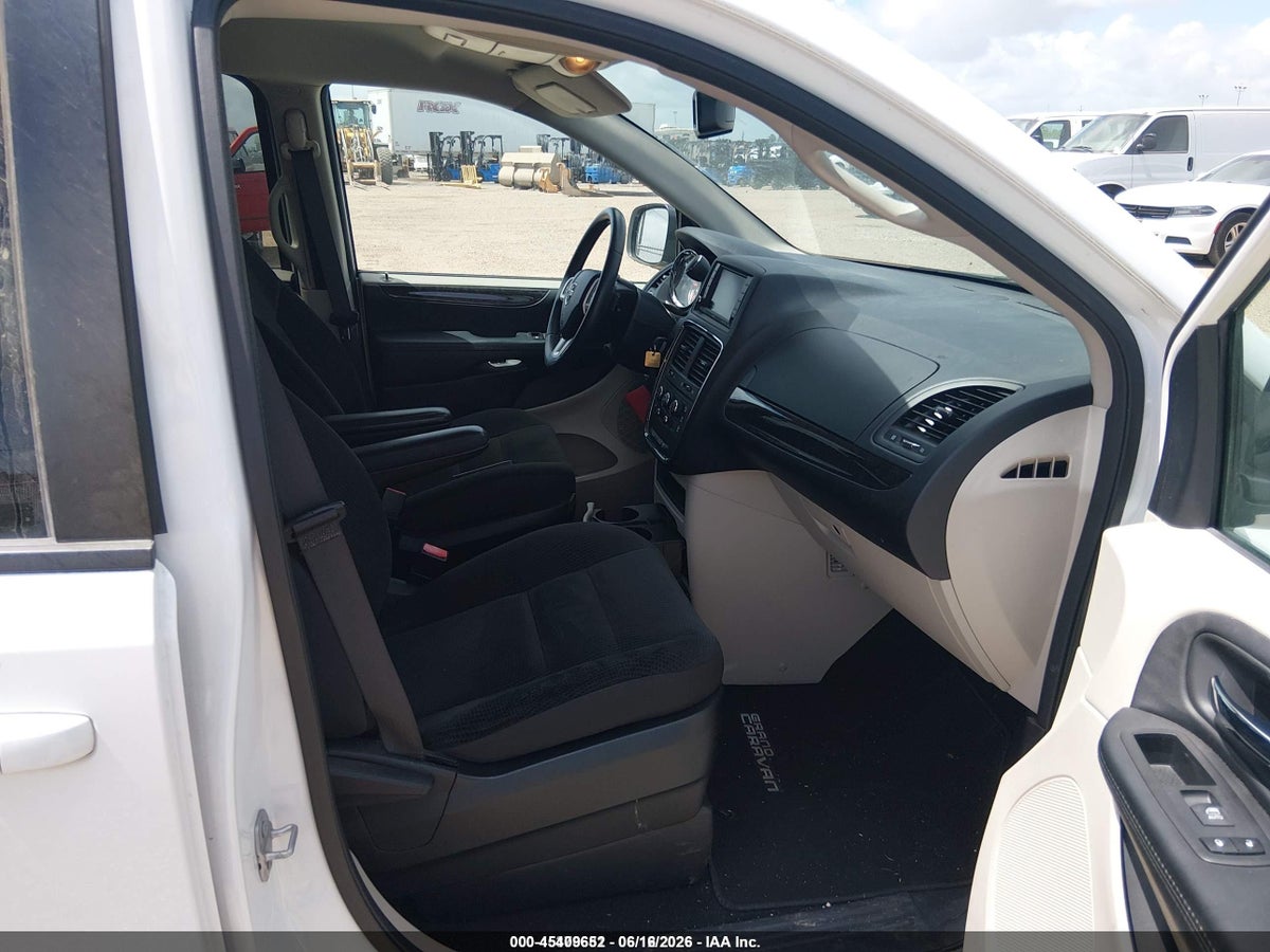 2017 DODGE GRAND CARAVAN SE — снимка 5