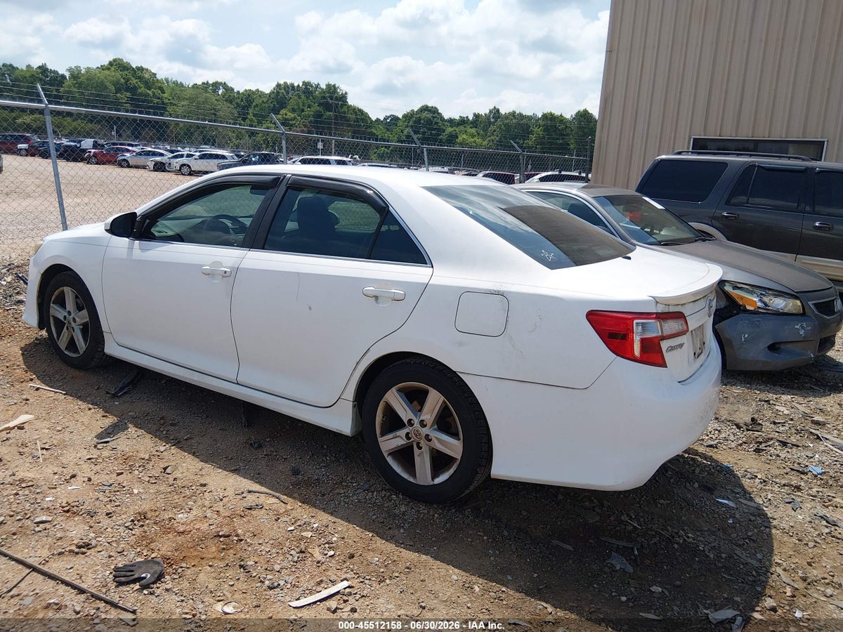 2014 TOYOTA CAMRY SE — снимка 3